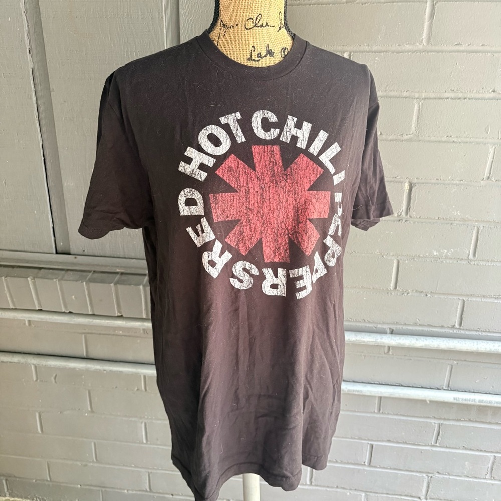 Red Hot Chili Peppers Black T-Shirt - Picture 2 of 3